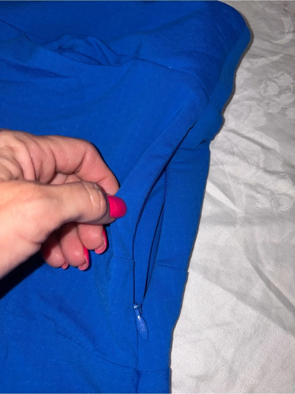 Like new IBKUL Flounce Skort in bright blue